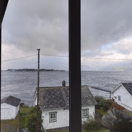 Gasthuis Hardanger Rom&harmonium The *