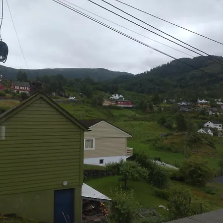 哈当厄尔住宿加早餐旅馆 *